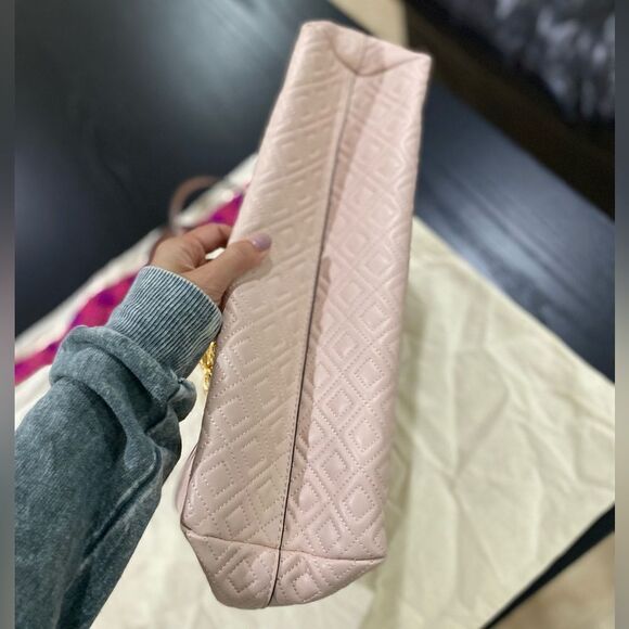 Tory Burch Fleming Tote - Picture 7 of 9